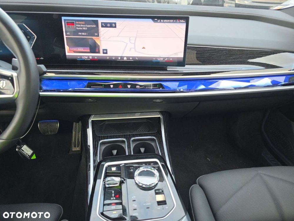BMW Seria 7 - 14