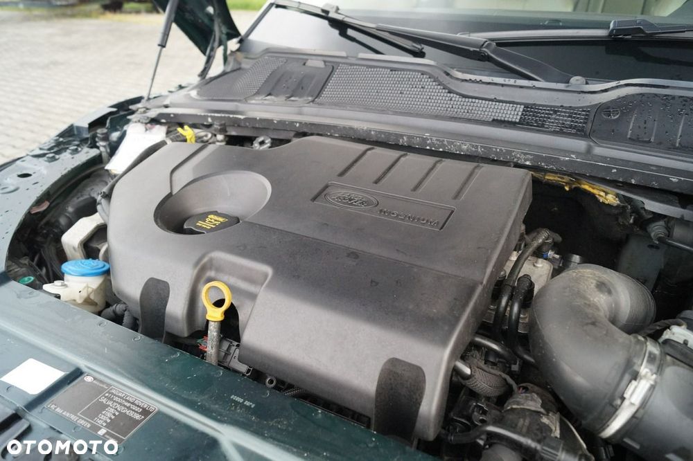 Land Rover Range Rover Evoque - 25
