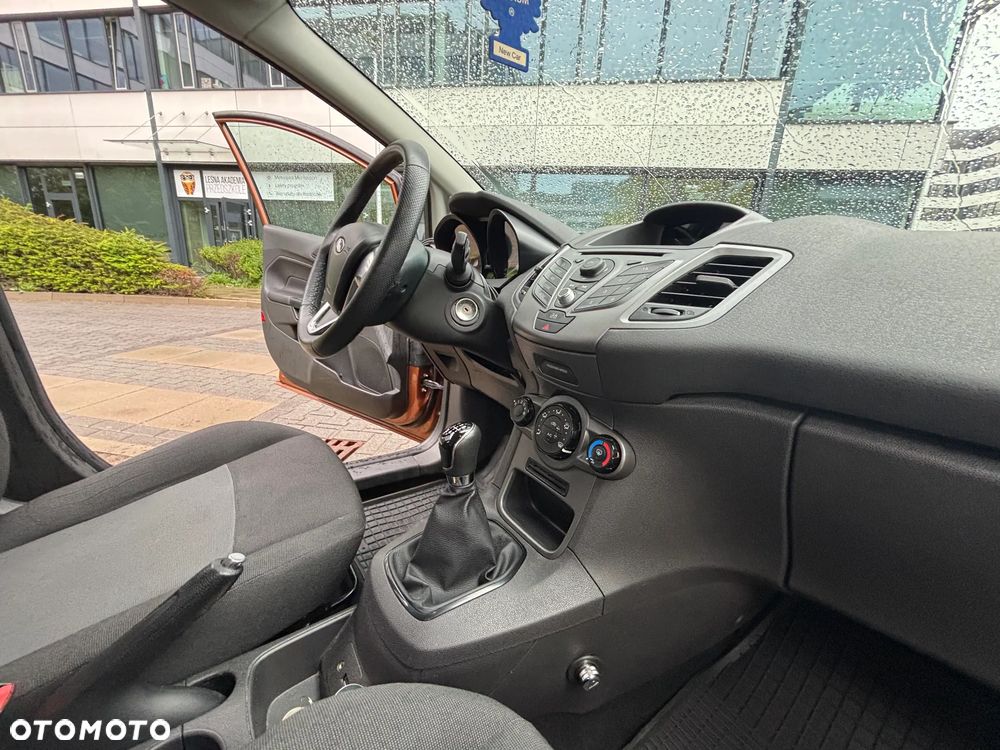 Ford Fiesta 1.25 Trend - 18