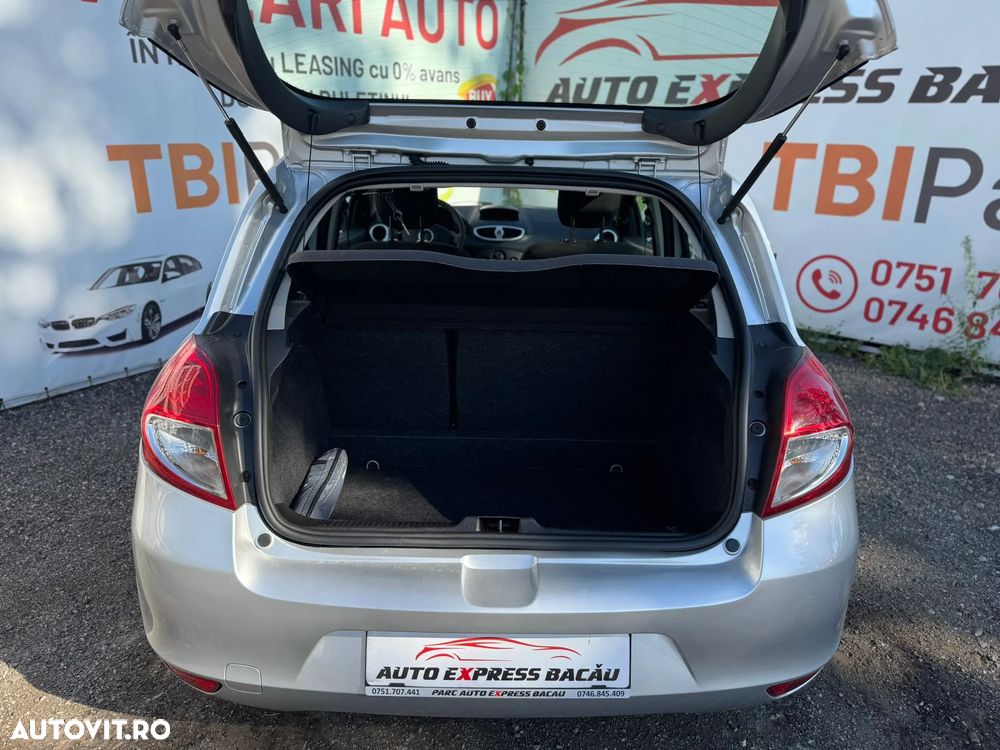 Renault Clio 1.2 16V 75 Collection - 23