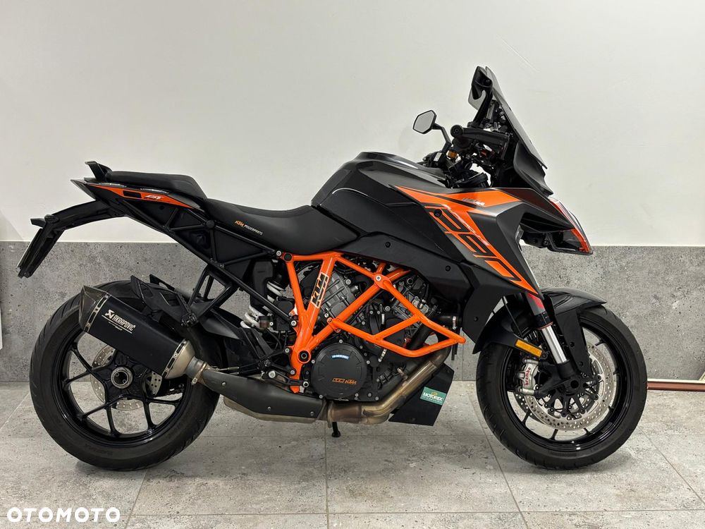 KTM Super Duke - 22
