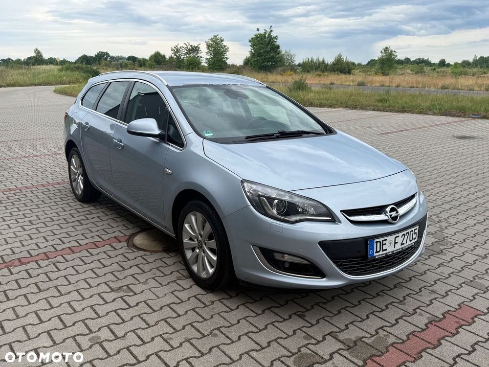 Opel Astra 1.7 CDTI Cosmo - 9