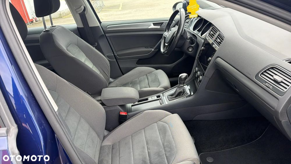 Volkswagen Golf 2.0 TDI SCR 4Motion DSG Comfortline - 28