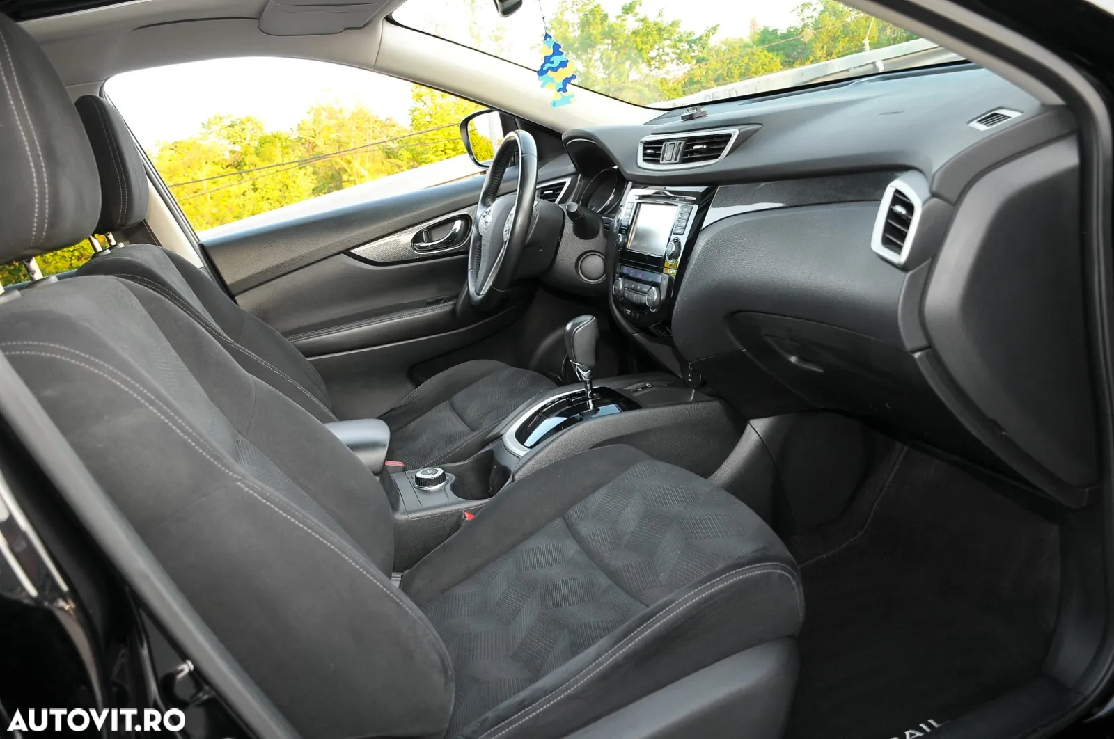 Nissan X-Trail 2.0 dCi ALL-MODE 4x4i Xtronic N-Connecta - 9