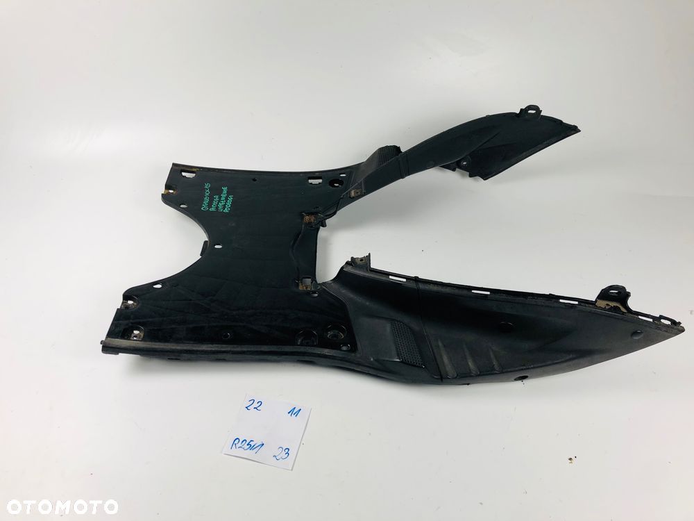 Yamaha NCX 125 Cygnus podłoga wypełnienie podłogi