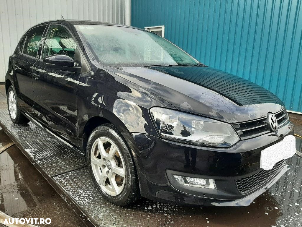 Cutie viteze manuala Volkswagen Polo 6R 2011 Hatchback 1.2 i - 4