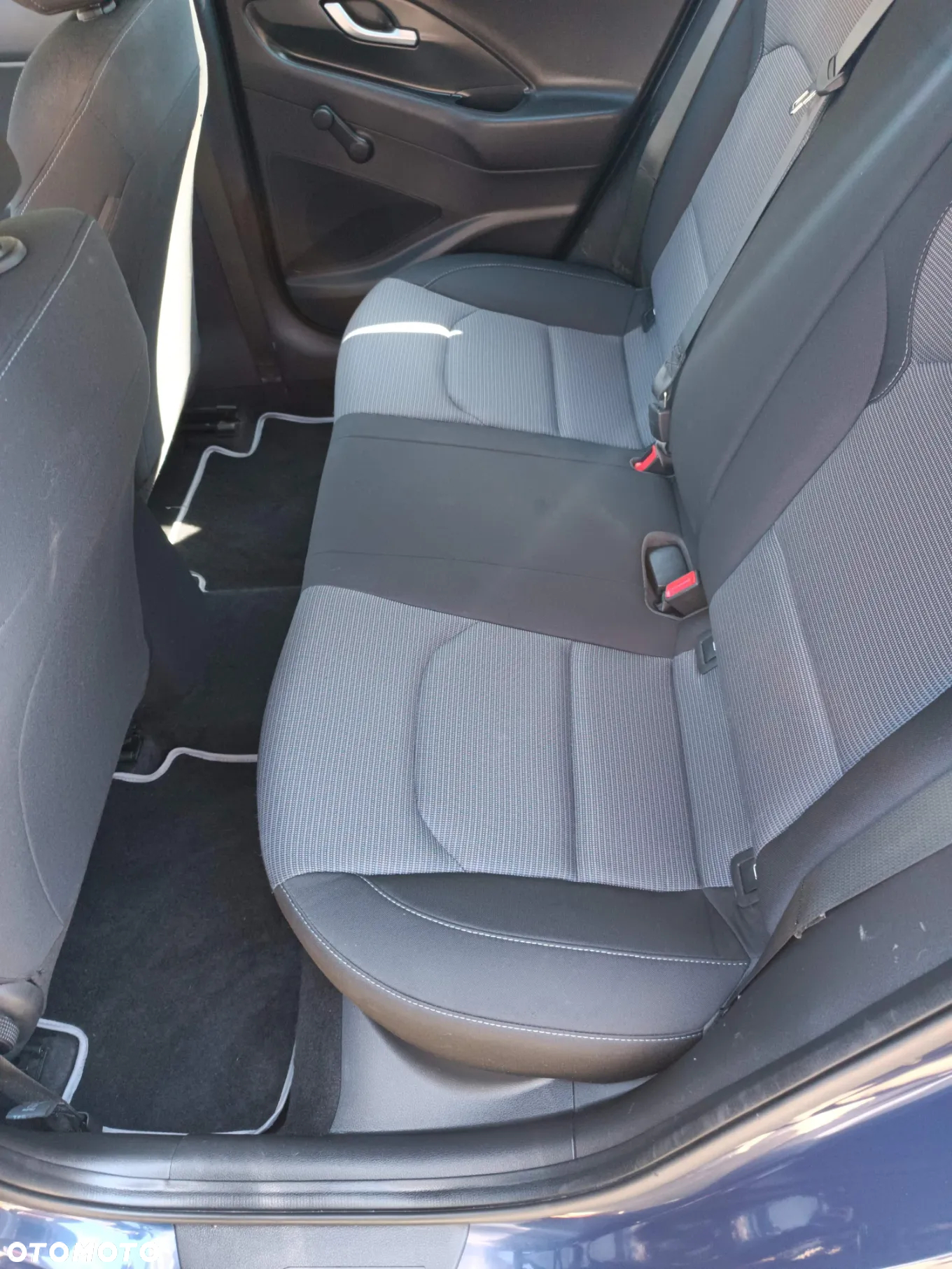 Hyundai i30 1.6 D Classic + - 3