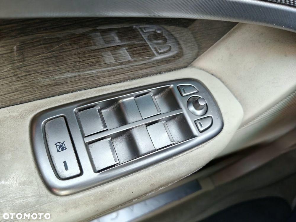 Jaguar XF 2.7 V6 D Premium Luxury - 17