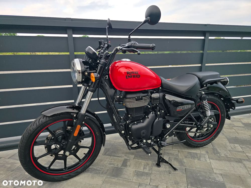 Royal Enfield Meteor - 3