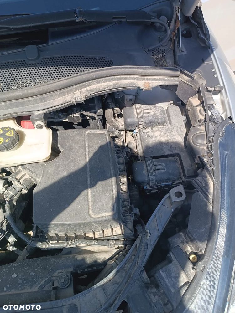 Ford S-Max - 23