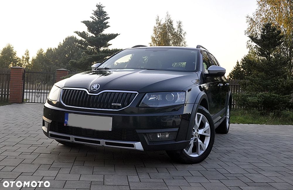 Skoda Octavia Scout 2.0 TDI 4x4 DSG - 4