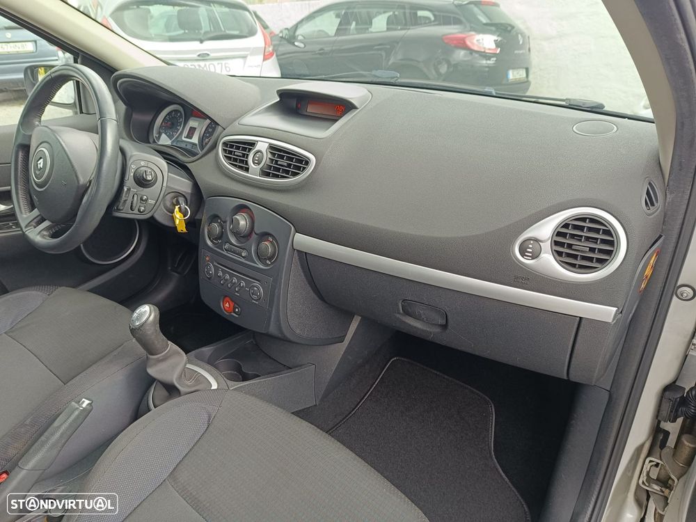 Renault Clio 1.2 16V Dynamique - 7