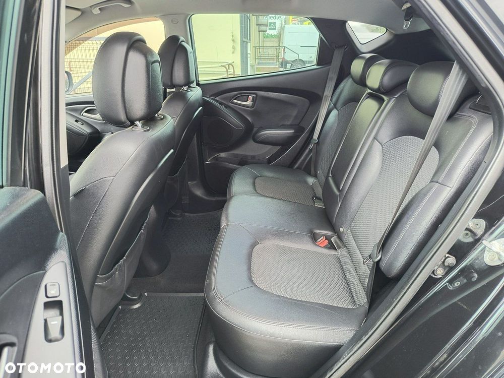 Hyundai ix35 1.7 CRDi 2WD blue Comfort - 14