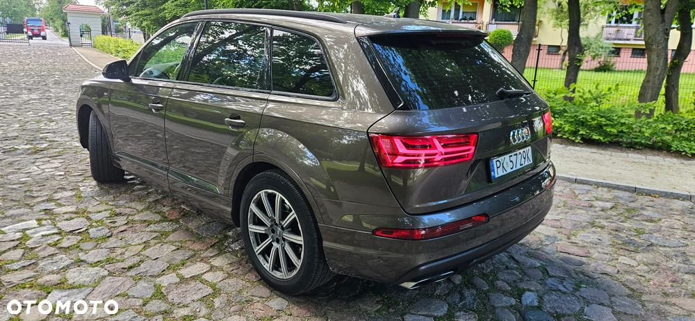 Audi Q7 3.0 TDI Quattro Tiptronic - 5