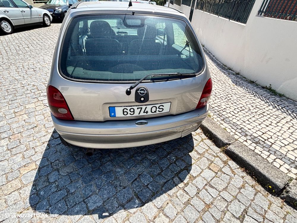 Opel Corsa 1.0 - 3