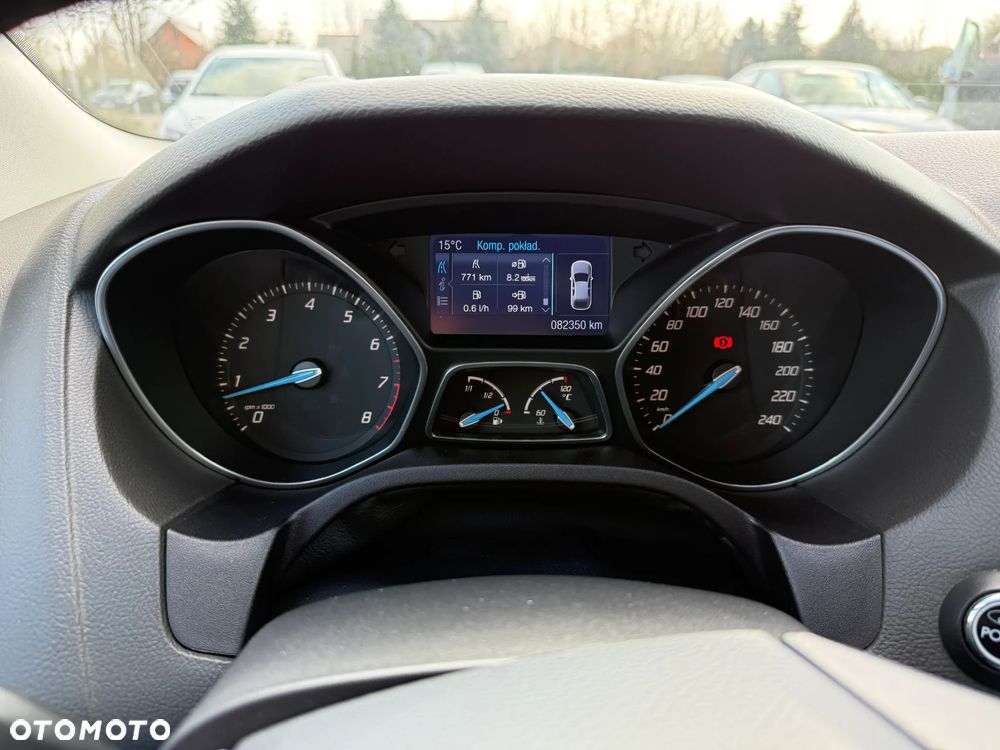Ford Focus - 11