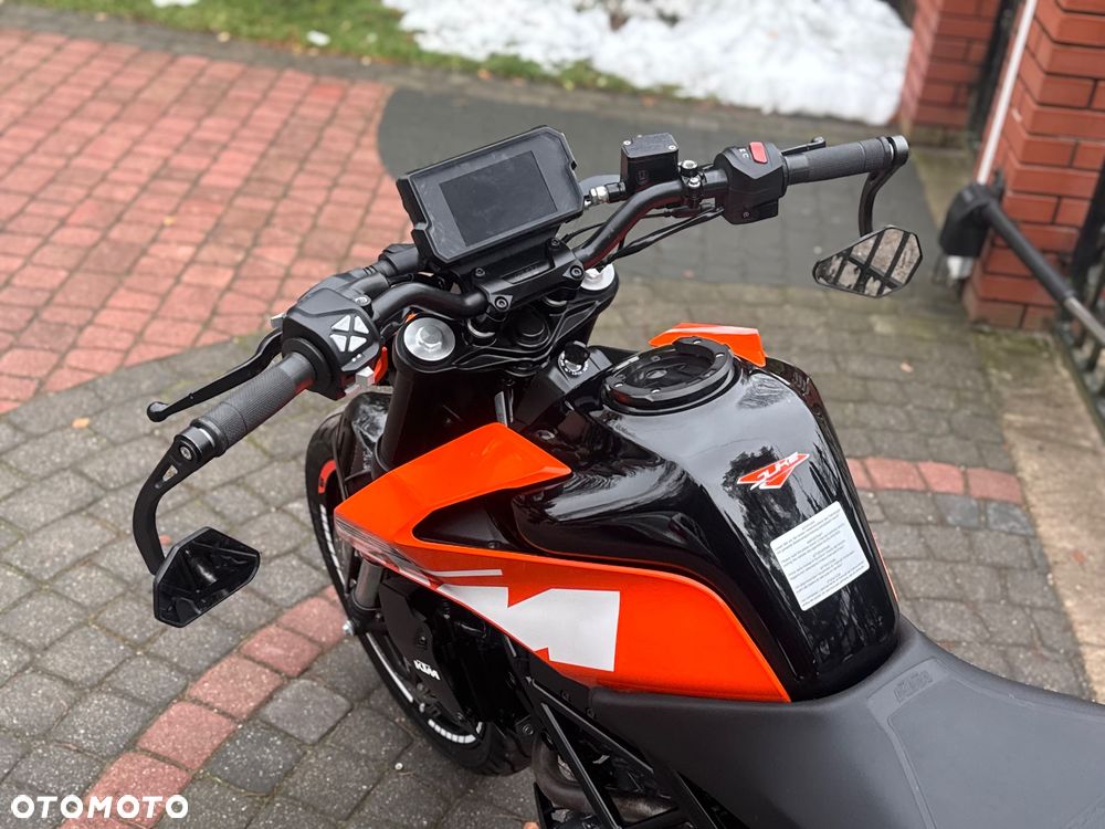 KTM Duke - 15