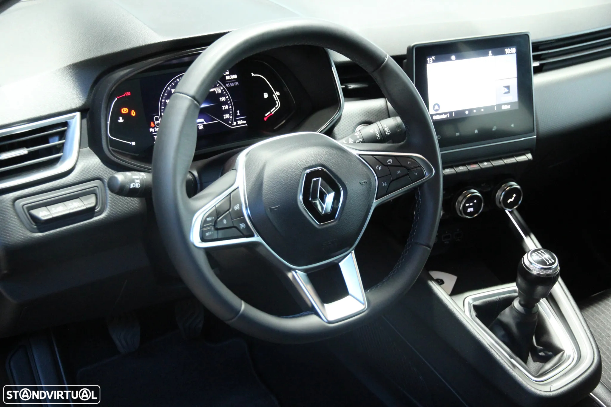 Renault Clio 1.0 TCe Exclusive - 10