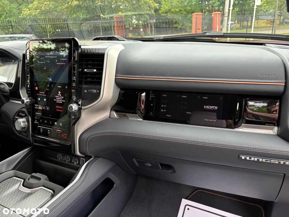 RAM 1500 Tungsten - 17