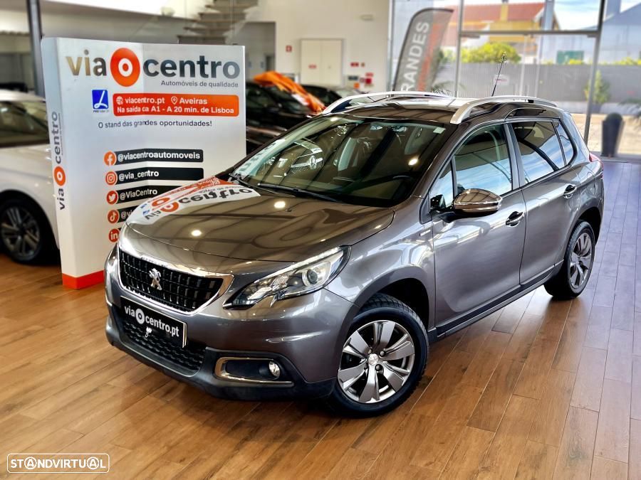 Peugeot 2008 1.2 PureTech Style - 1