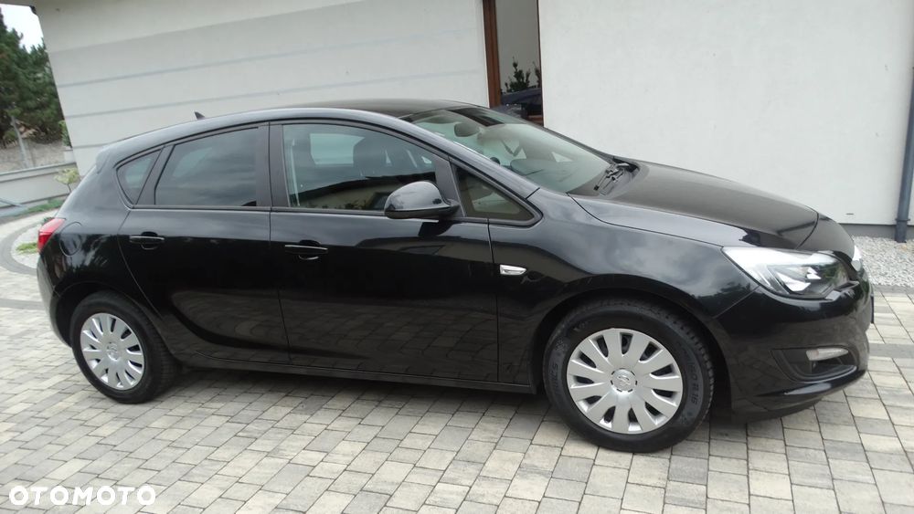 Opel Astra 1.4 Turbo Innovation - 4
