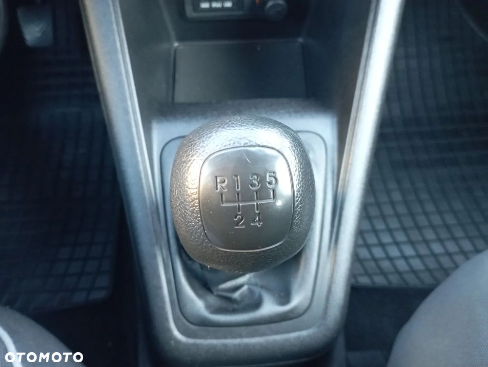 Kia Venga 1.4 M - 21