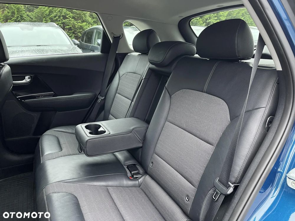 Kia Niro 1.6 GDI Hybrid L - 16