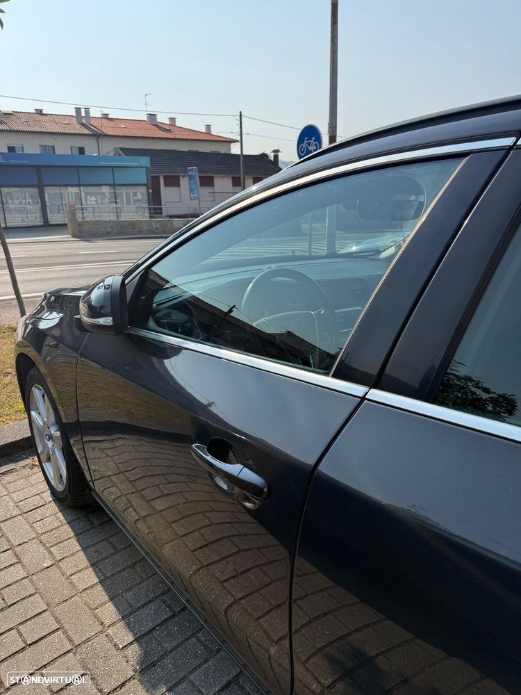 Volvo V60 2.0 D2 R-Design - 15