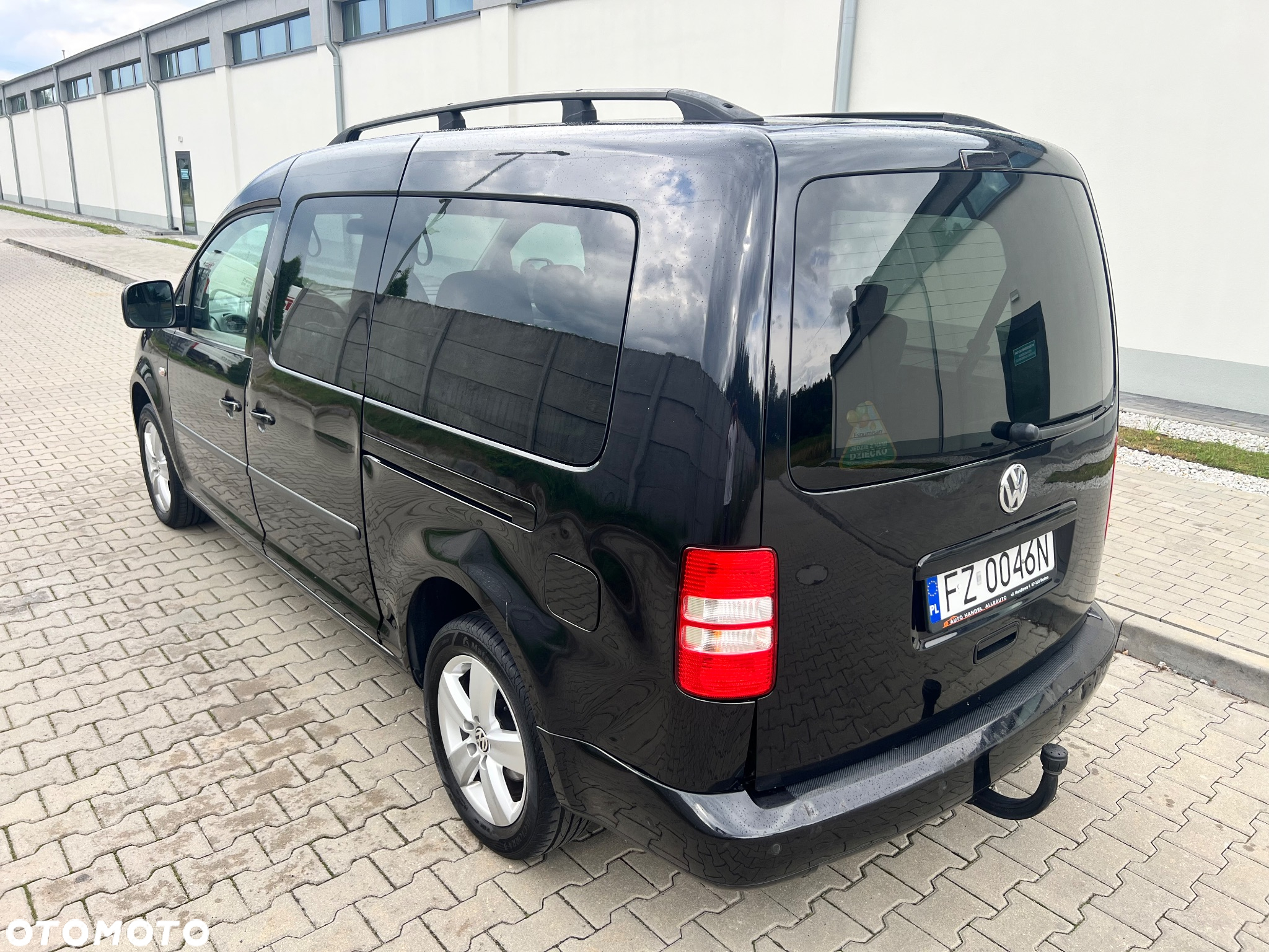 Volkswagen Caddy Maxi 1.6 TDI Comfortline DSG - 8