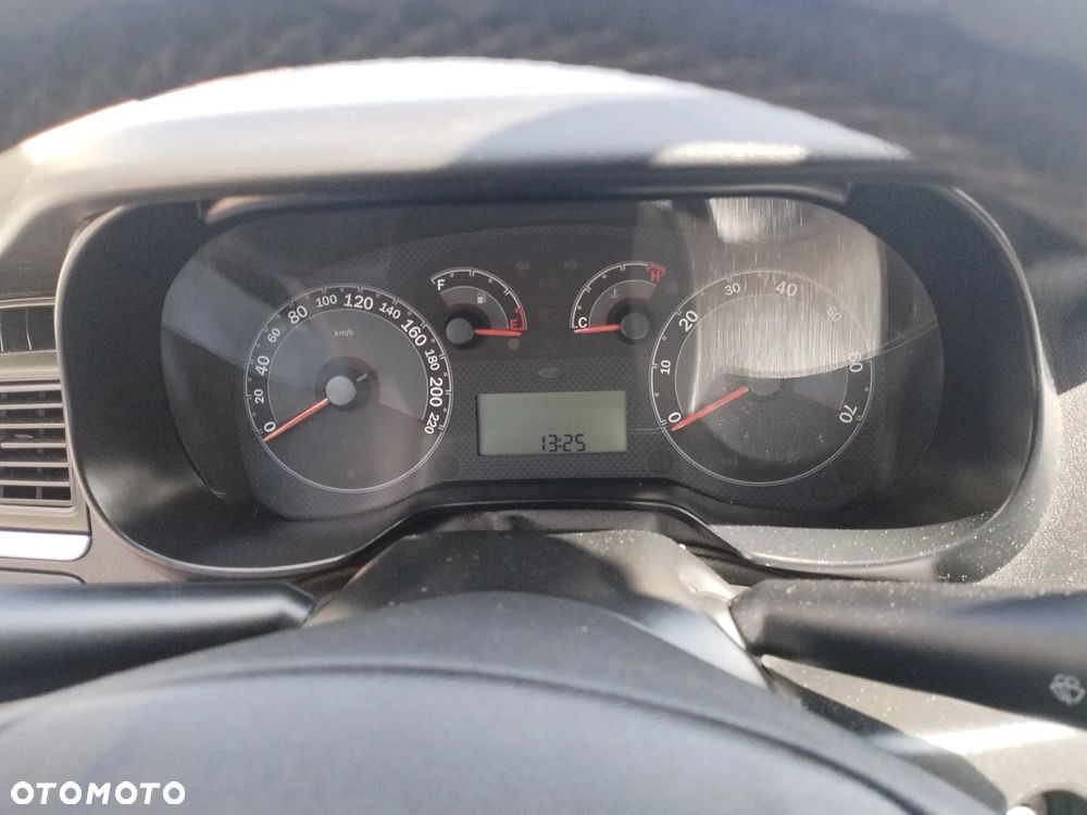 Fiat Linea 1.4 Dynamic - 17