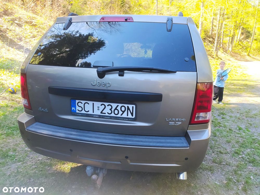 Jeep Grand Cherokee - 12