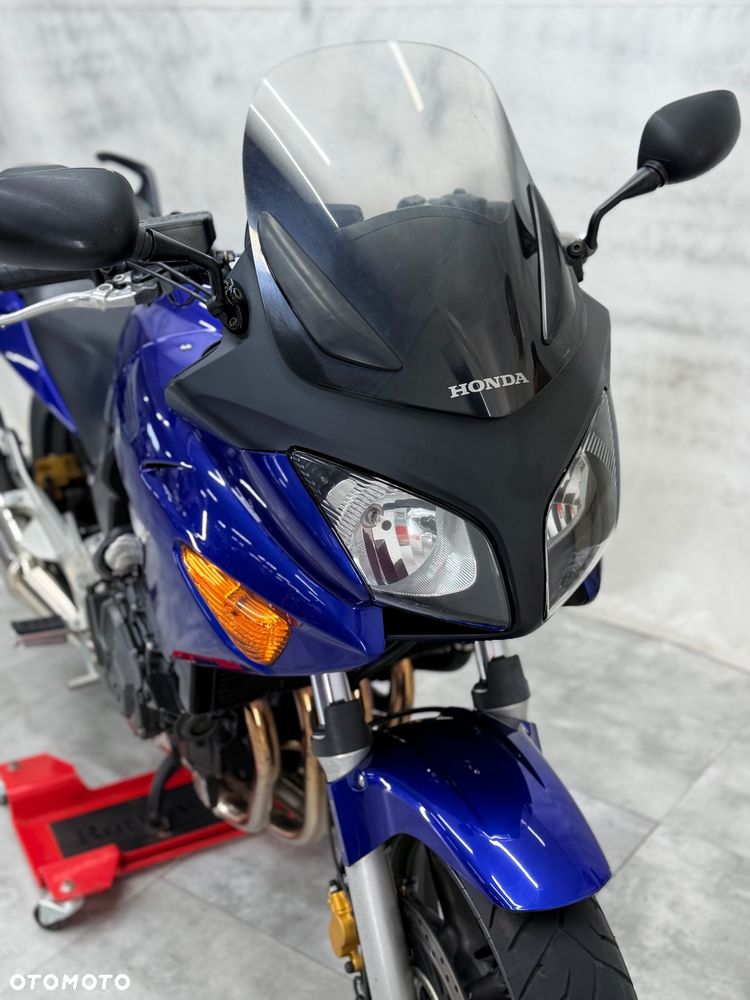 Honda CBF - 12