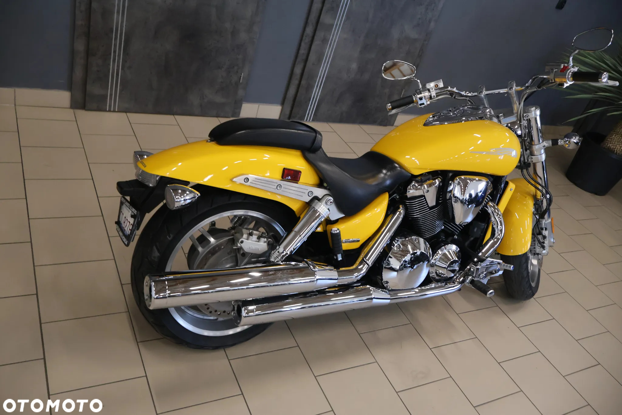 Honda VTX - 11