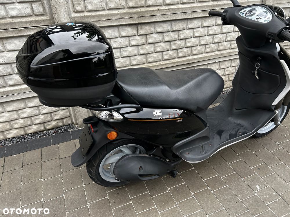 Piaggio FLY - 4