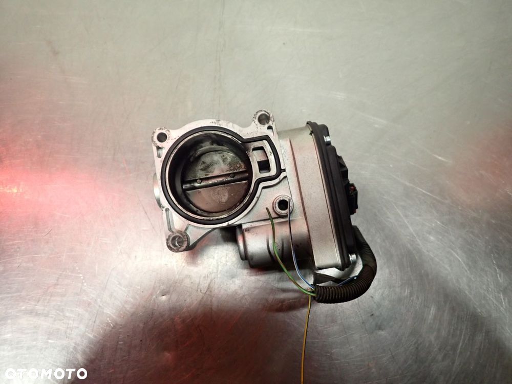 PRZEPUSTNICA FORD FOCUS C-MAX 1.8 - 3