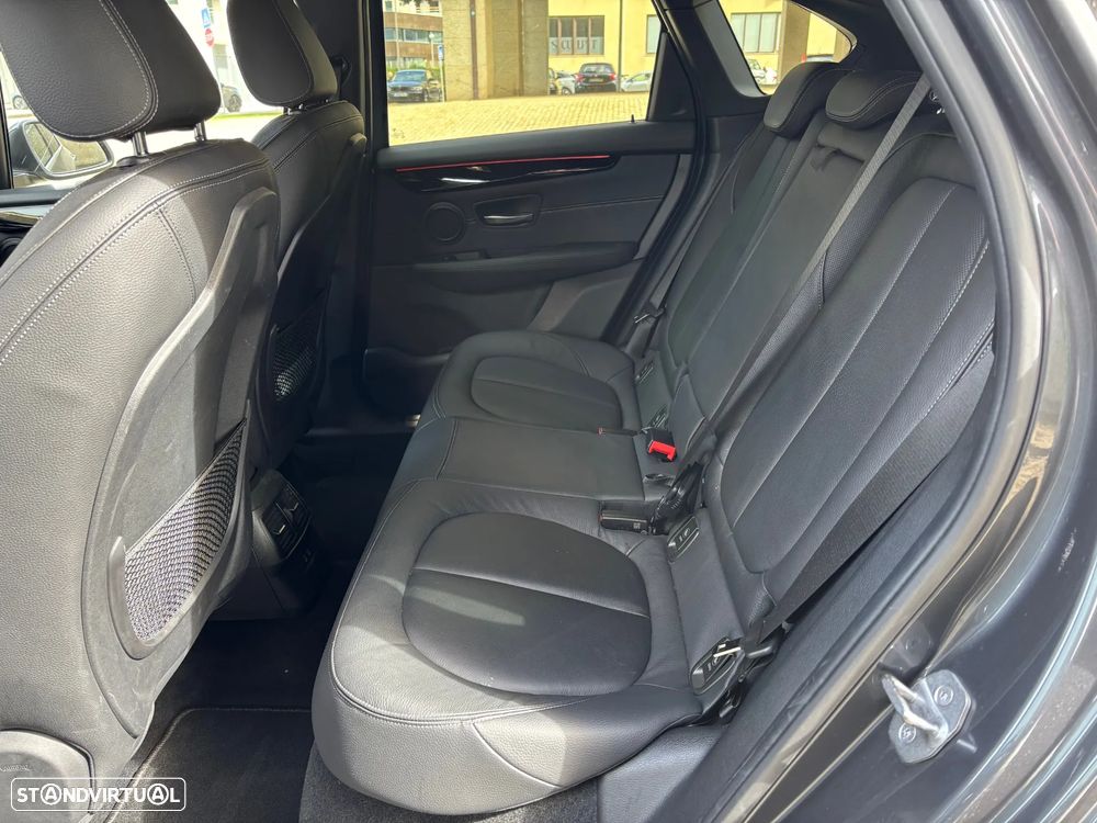 BMW 225xe Active Tourer - 14