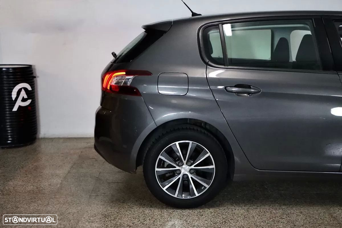 Peugeot 308 PureTech 130 GPF EAT8 Stop & Start Allure - 5