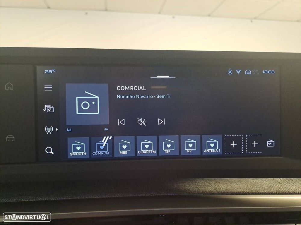 Peugeot 5008 1.2 Hybrid Allure e-DCS6 - 19