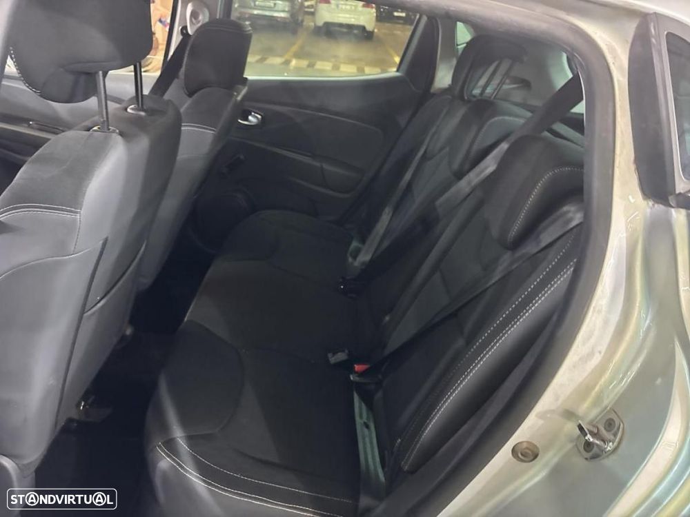 Renault Clio 1.5 dCi Limited - 6