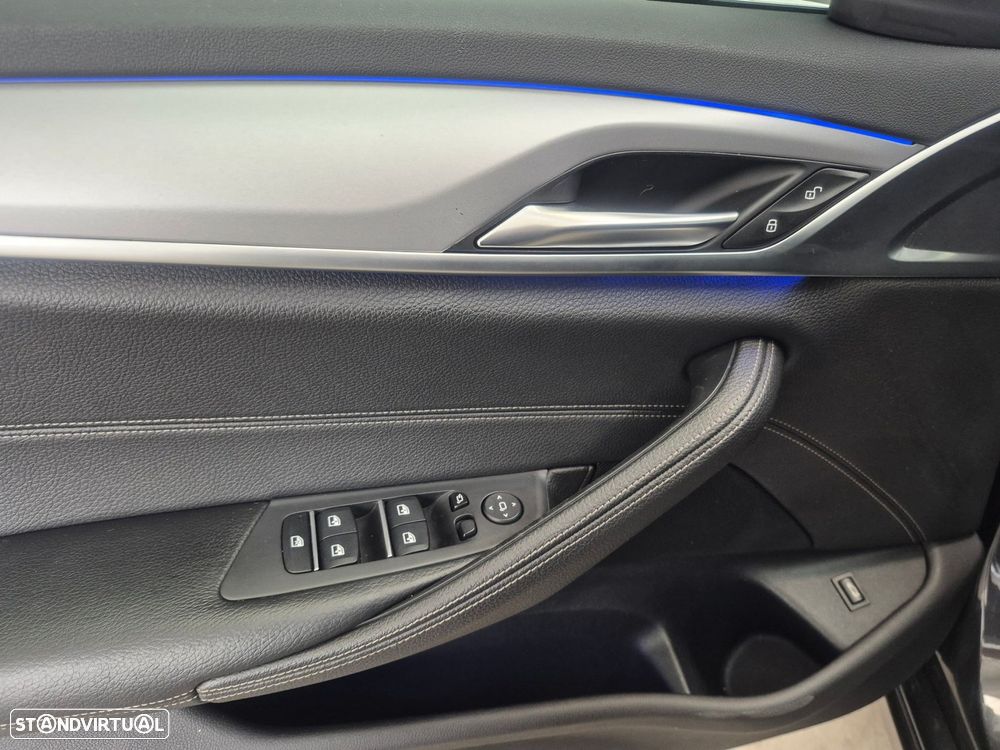 BMW 520 d Line Luxury Auto - 9