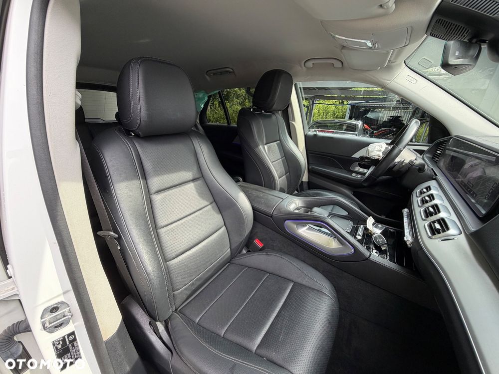 Mercedes-Benz GLE 300 d 4Matic 9G-TRONIC AMG Line - 19