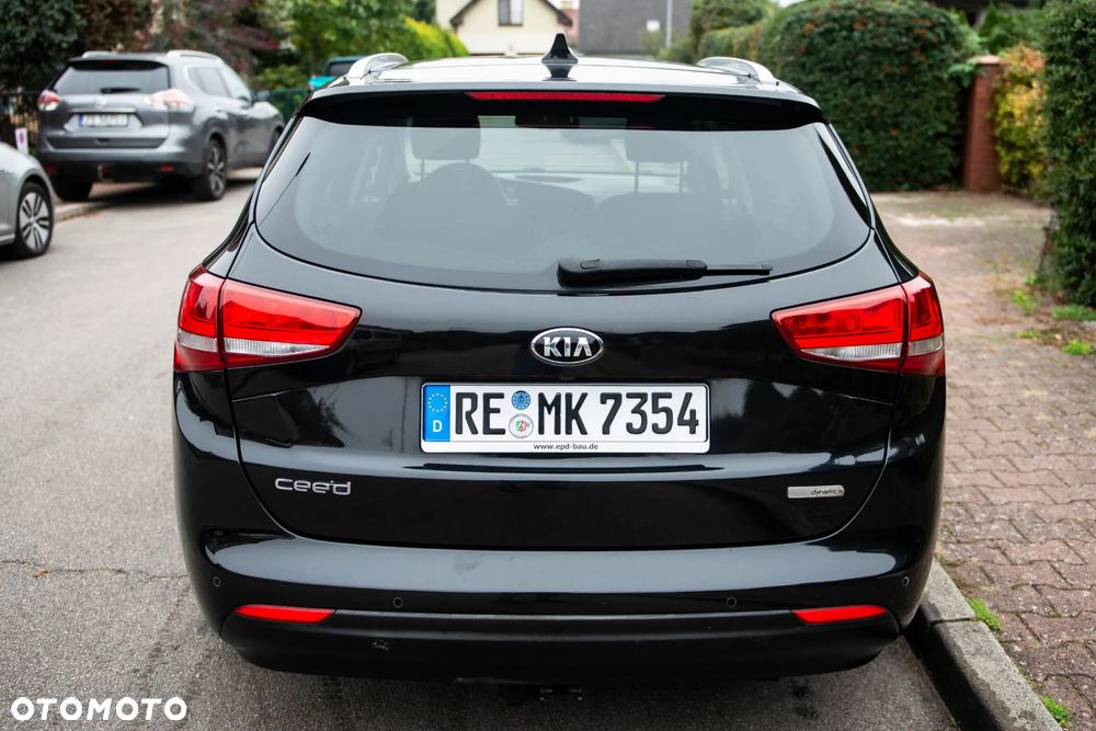 Kia Ceed 1.6 CRDi SCR L Business Line DCT - 13
