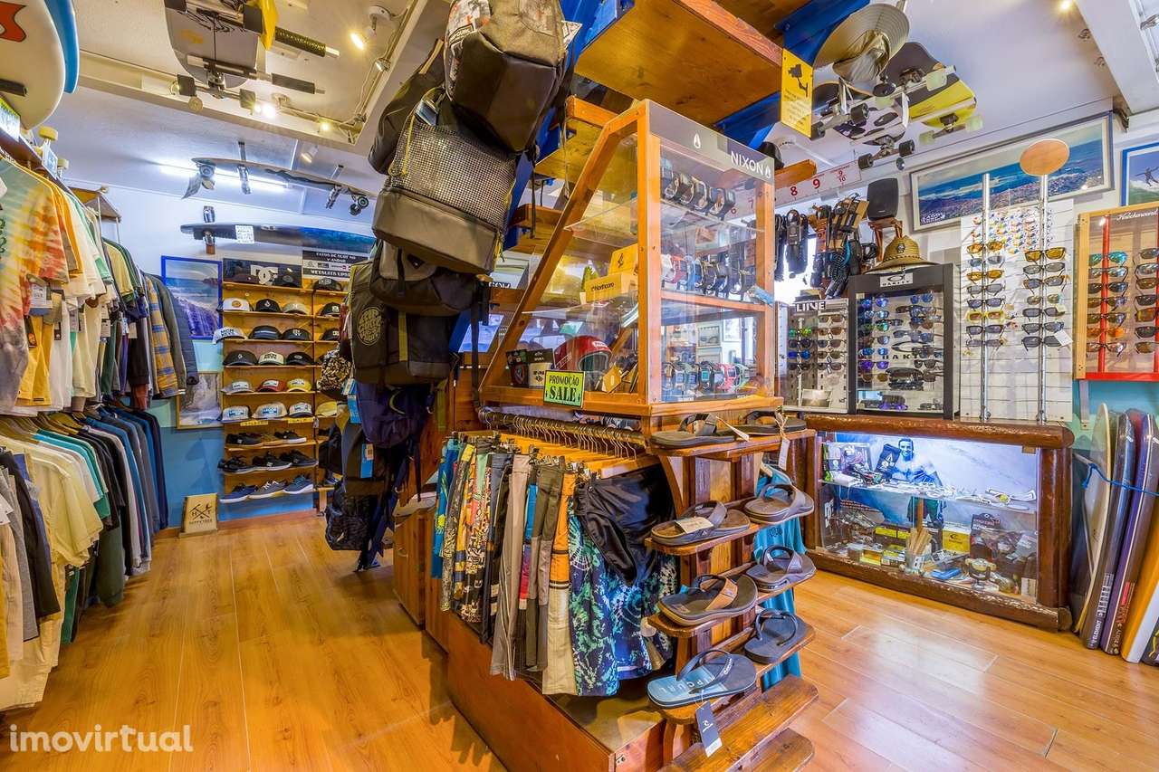 LOJA PARA VENDA COM 2 PISOS NO CORAÇÃO DO CENTRO HISTÓRICO DE LAGOS - Grande imagem: 3/9