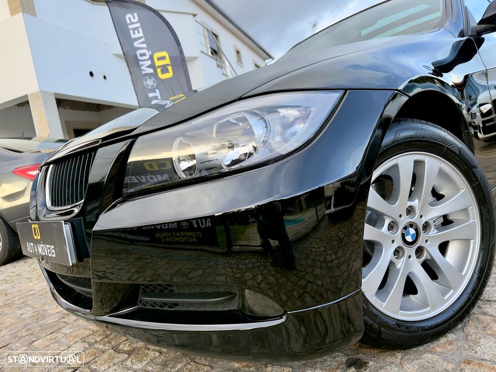 BMW 320 d Exclusive - 12