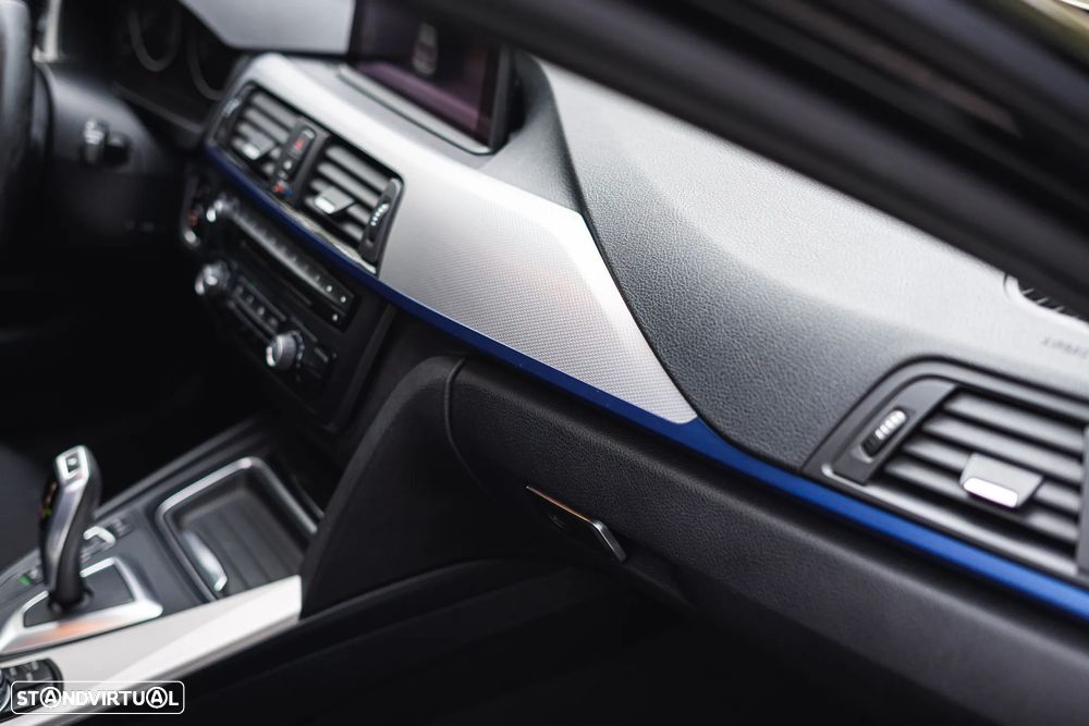 BMW 320 d Navigation Auto - 12