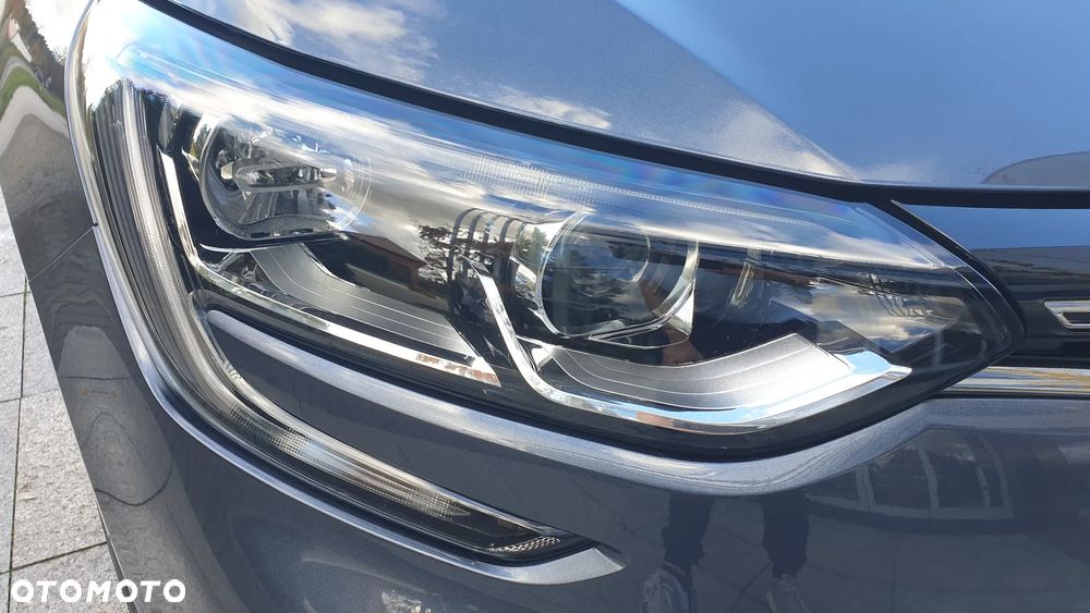 Renault Megane ENERGY TCe 130 EDC BOSE EDITION - 31