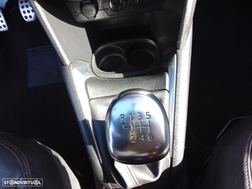 Peugeot 208 1.6 THP GTi - 16