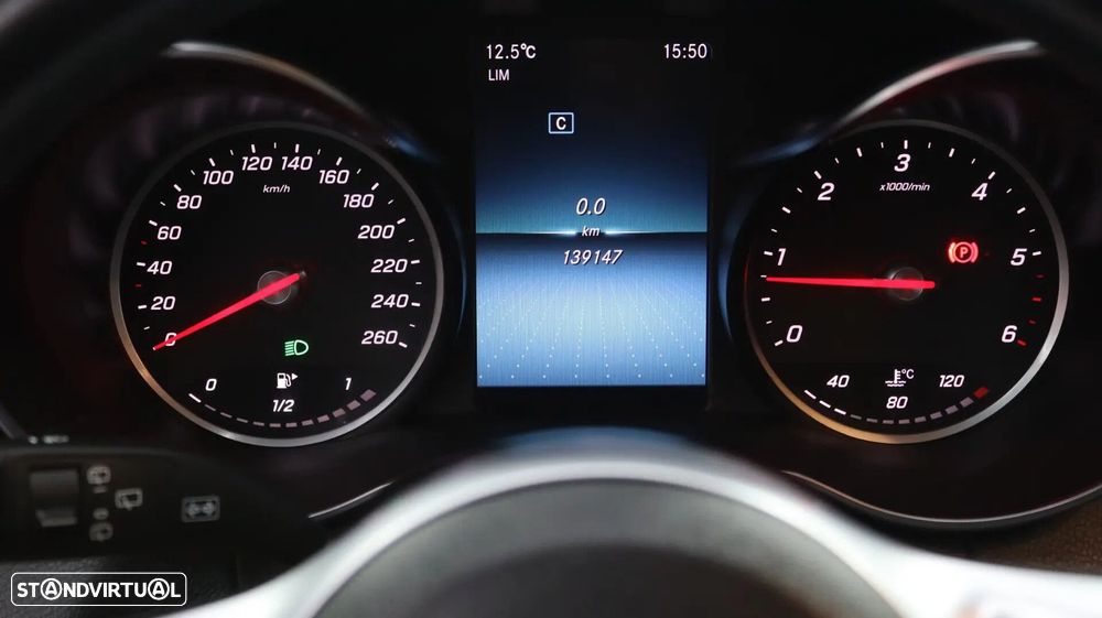 Mercedes-Benz C 200 d Station AMG Line - 14