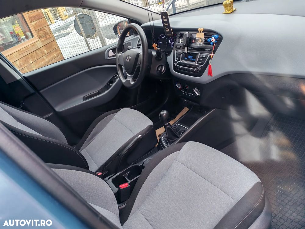 Hyundai i20 1.25 84CP M/T Comfort - 10