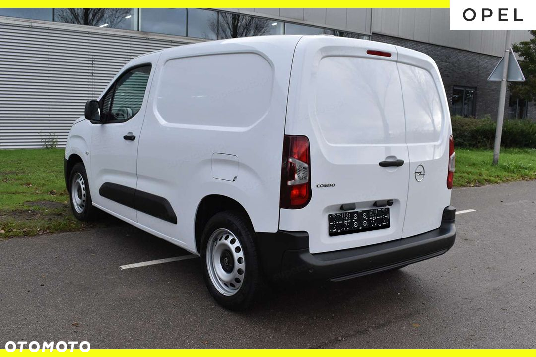 Opel Combo Van Cargo L1H1 1.5 102KM - 7